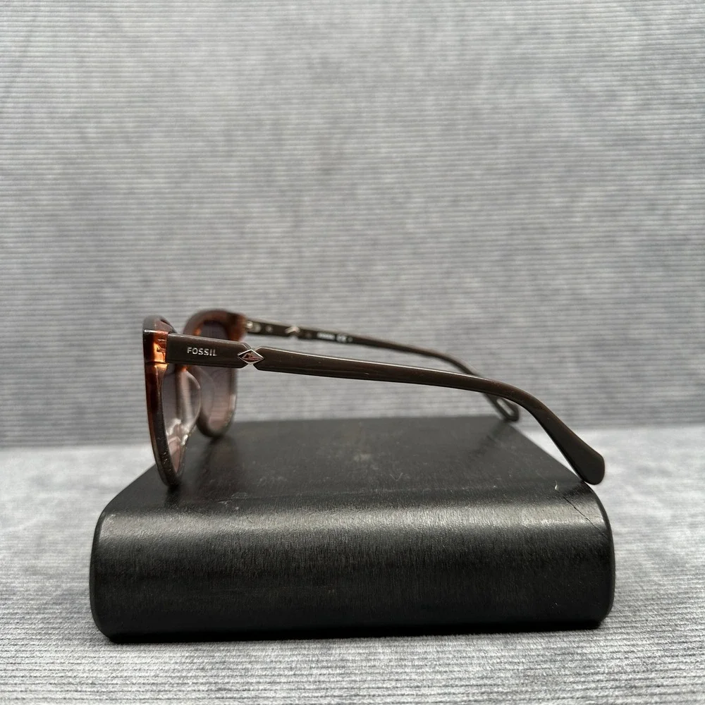 Fossil FOS 2074/S Brown Cat Eye Y2K Sunglasses 7HHFF 54-19-140 Gradient Lens